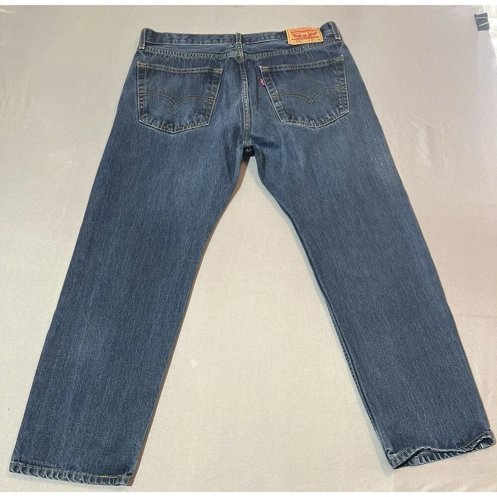 Levis Jeans Mens Size 36 x 30 Blue Denim 505 Straight Leg Regular Fit 5-Pocket